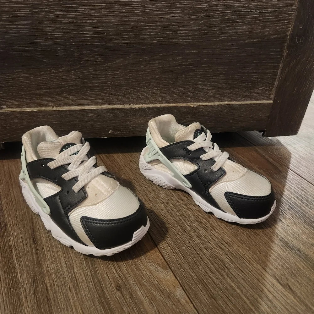 Nike Little Kid's Huarache Run White/Mint Foam-Off Noir‎
